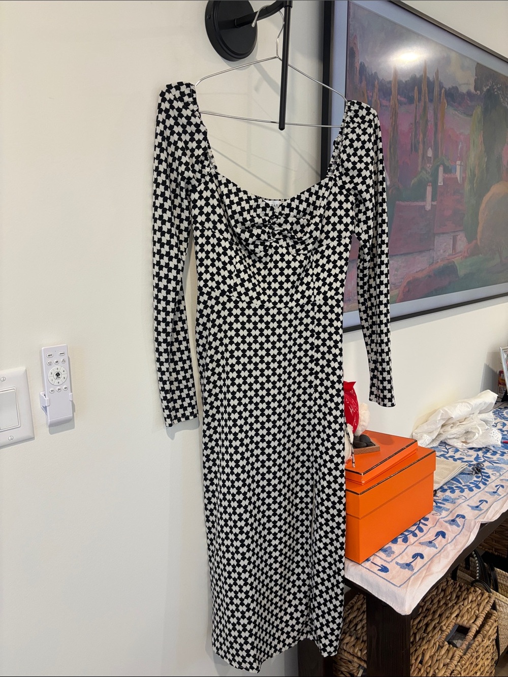 Lucy Paris Black and White Geometric Long Sleeve Midi Dress